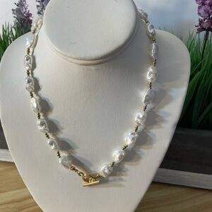FAMILY VINTAGE STATEMENT NECKLACE